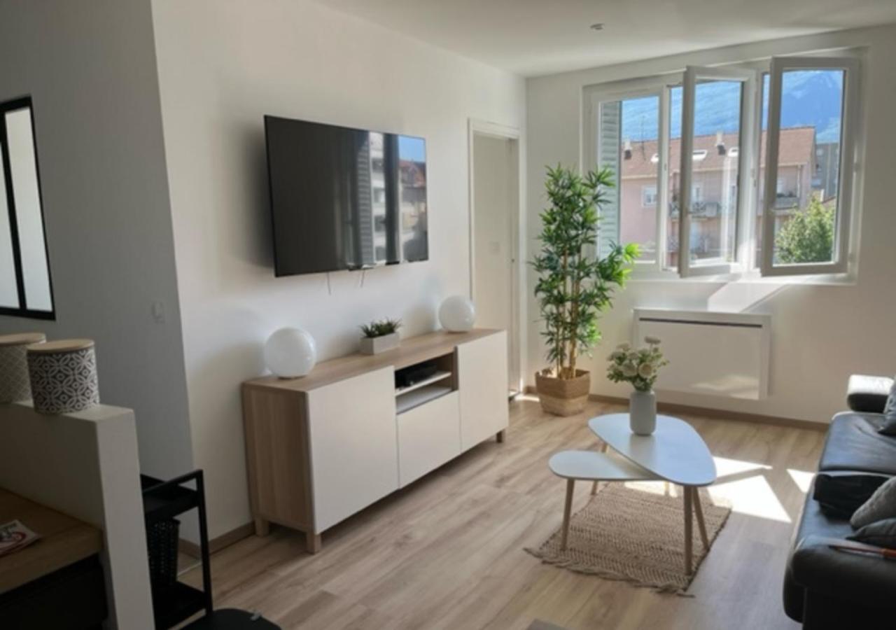 Апартаменты Cosy T2-Gare De Гренобль Экстерьер фото
